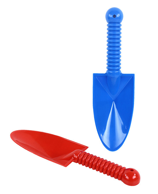the plastic little spade