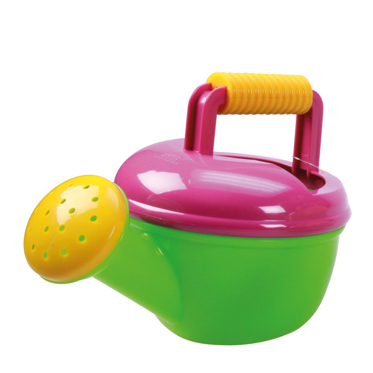 Teapot with sprinkler