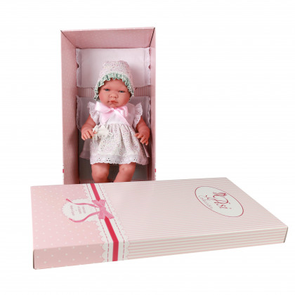 Realistic María doll